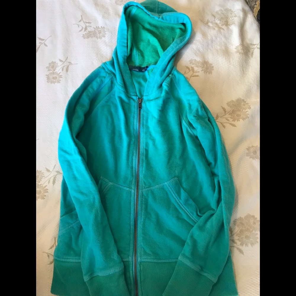 GUC Prana zip up hoodie